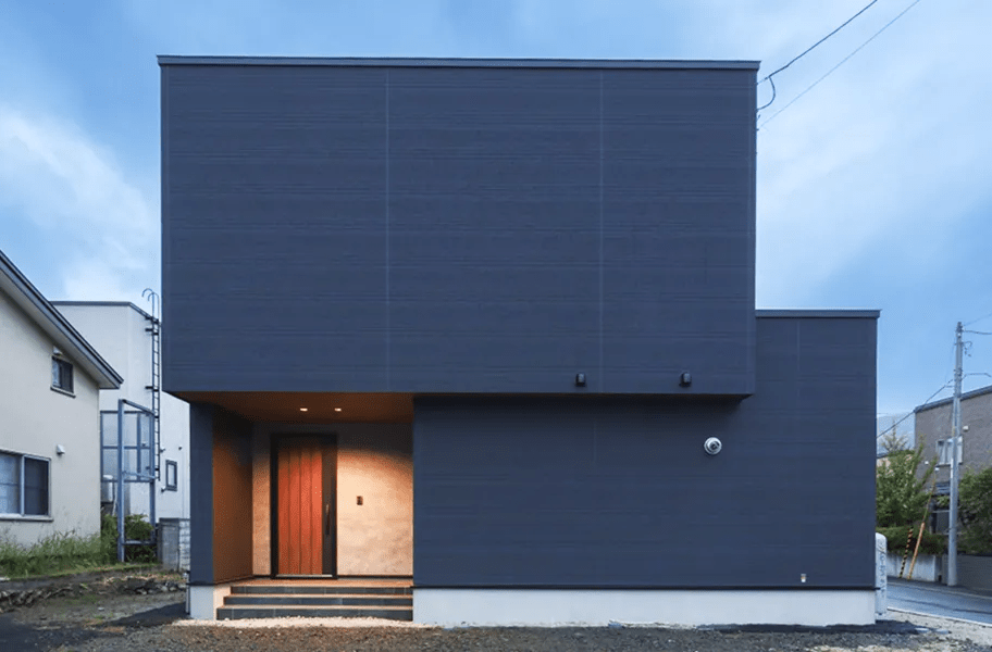 シンプルな箱型デザインの注文住宅外観の施工事例